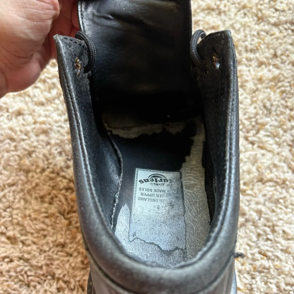 Vintage Dr. Martens 9024 chunky platform shoe Woman’s Sz 8 Made in England